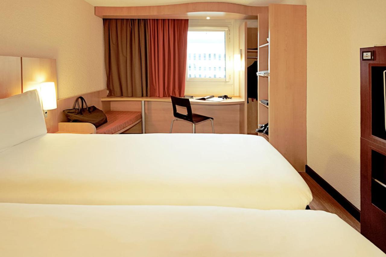 Ibis Oran Les Falaises Екстериор снимка