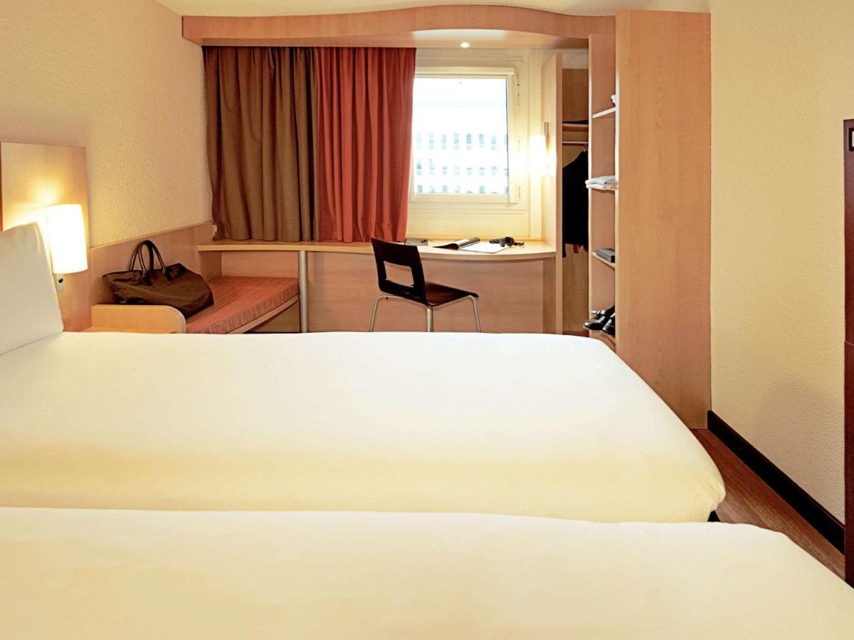 Ibis Oran Les Falaises Екстериор снимка