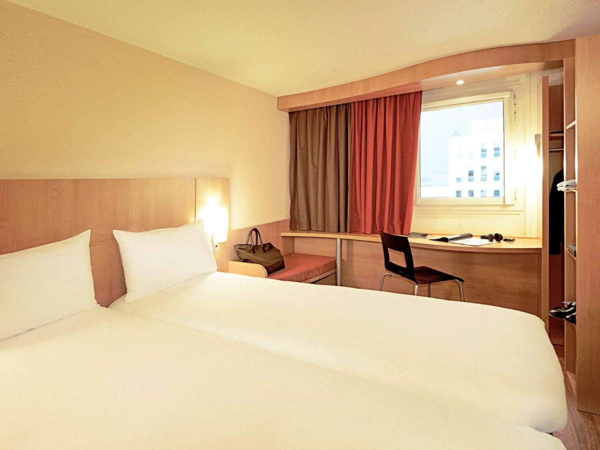 Ibis Oran Les Falaises Екстериор снимка